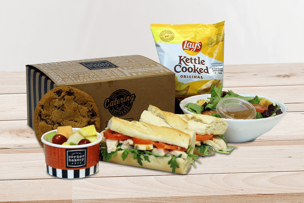 https://catering.cornerbakerycafe.com/usercontent/product_sub_img/Lunch%20Box%20-%20Chips,%20Salad,%20Fruit,%20Cookie.png